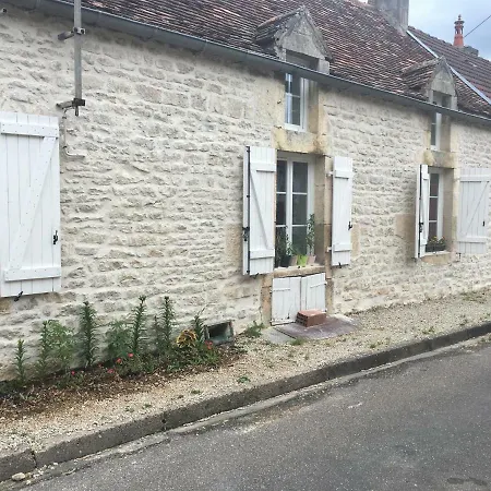 Le Coin Tranquille De La Haute-marne منزل للإقامة *